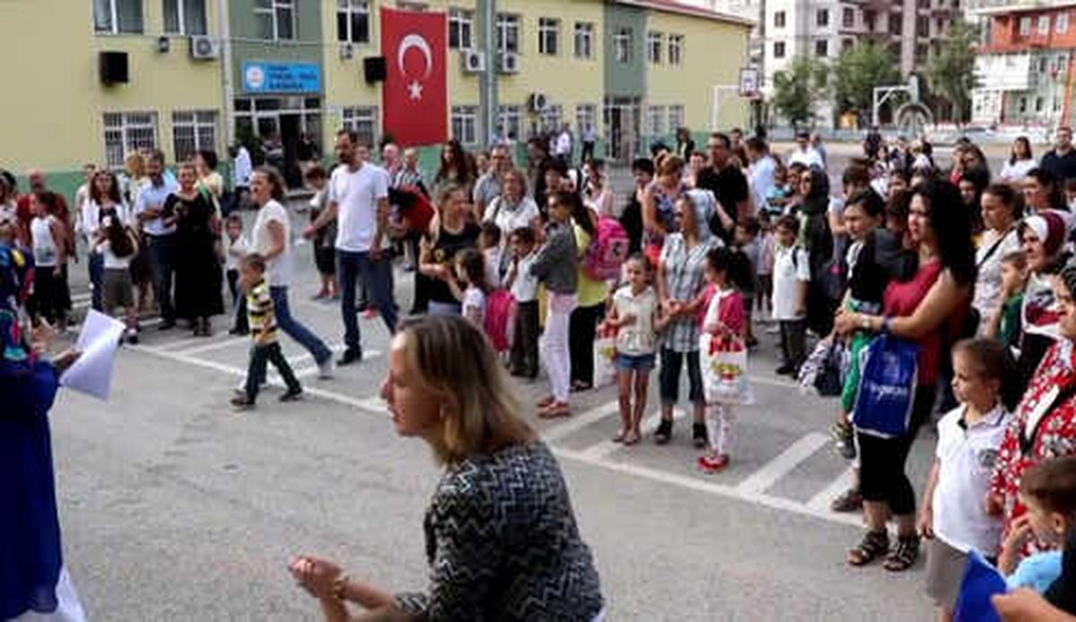 Yarıyıl Tatili Yarın Sona Eriyor