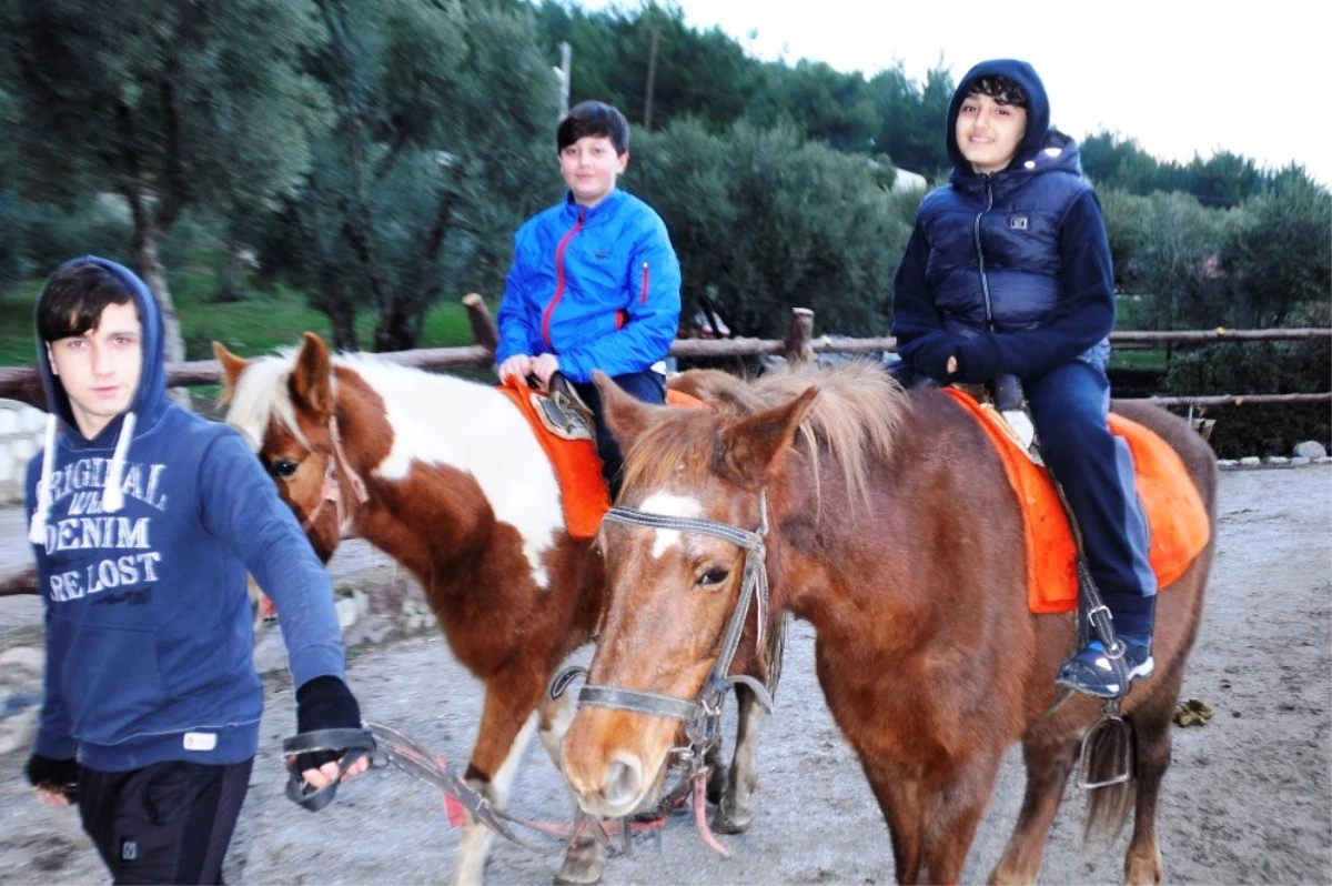 Yarıyıl Tatilinde Kazak Vadisine Yoğun İlgi