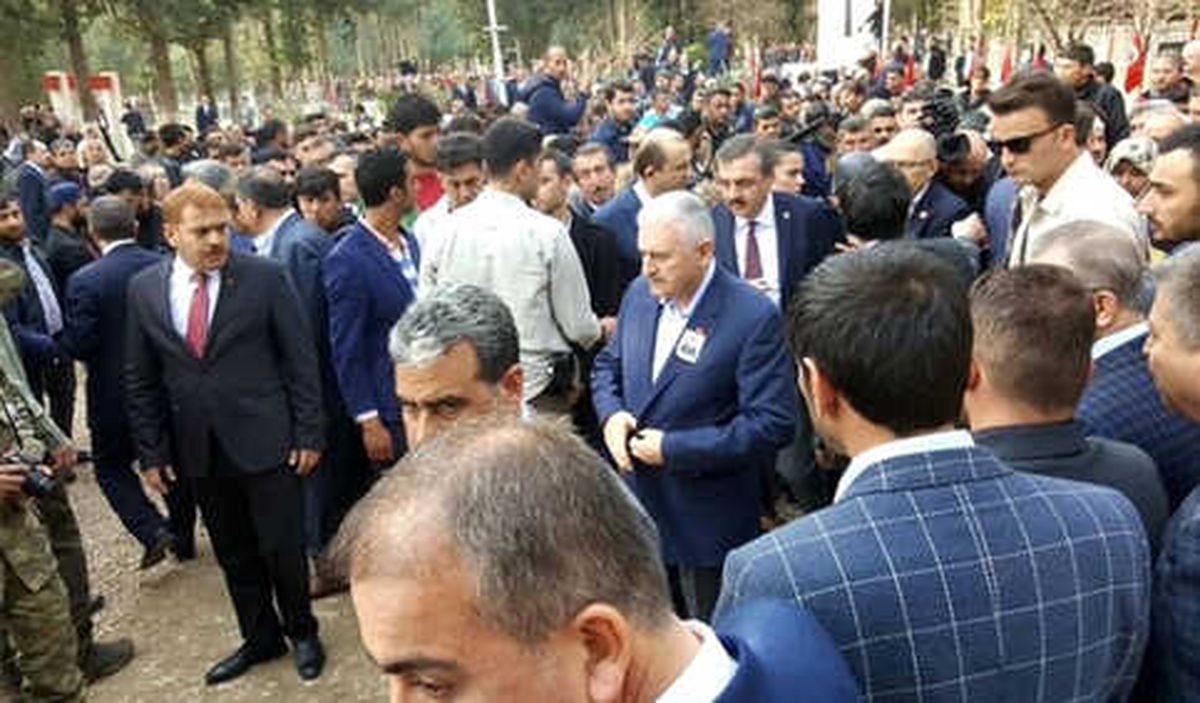 Başbakan Yıldırım, Hatay\'da Şehit Cenazesine Katıldı