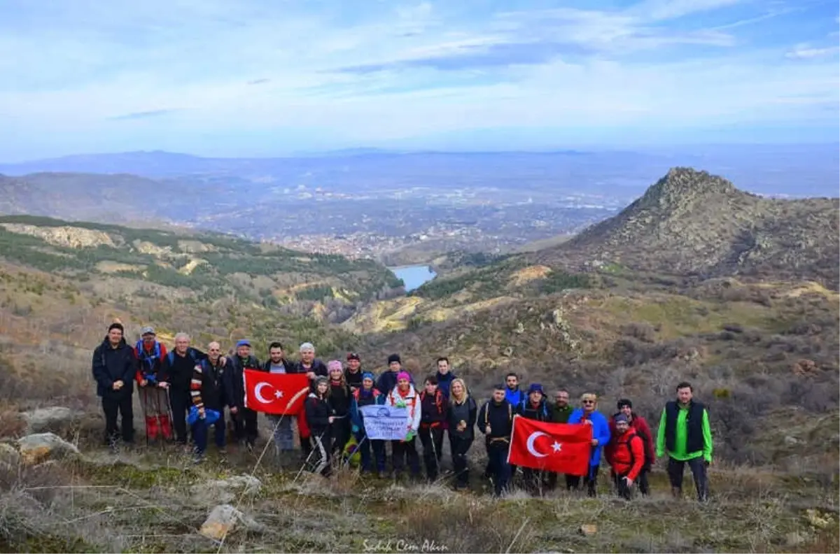 Afdos Sporcuları Erkmen Sırtlarında Yürüdü