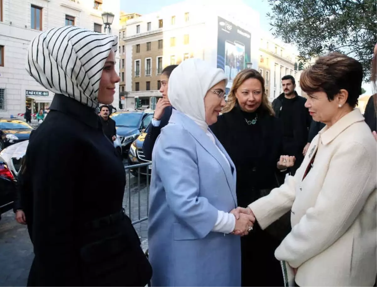 Emine Erdoğan, Vatikan\'da Kadın Dayanışma Konseyini Ziyaret Etti