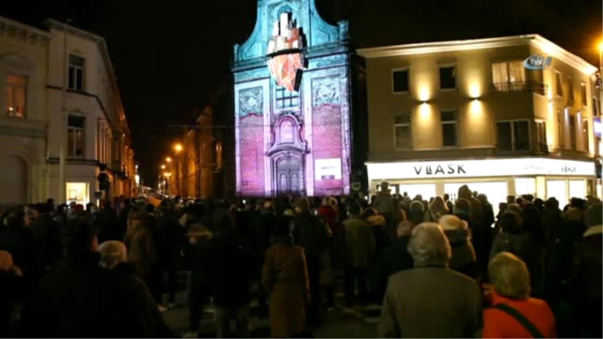 Gent Sokakları Işık Festivali ile Aydınlandı