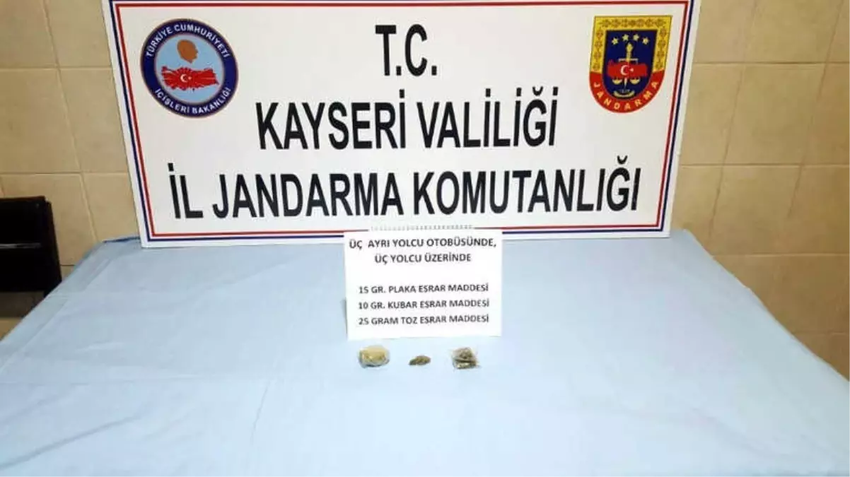 Jandarmadan Kaçak Sigara ve Uyuşturucu Operasyonu