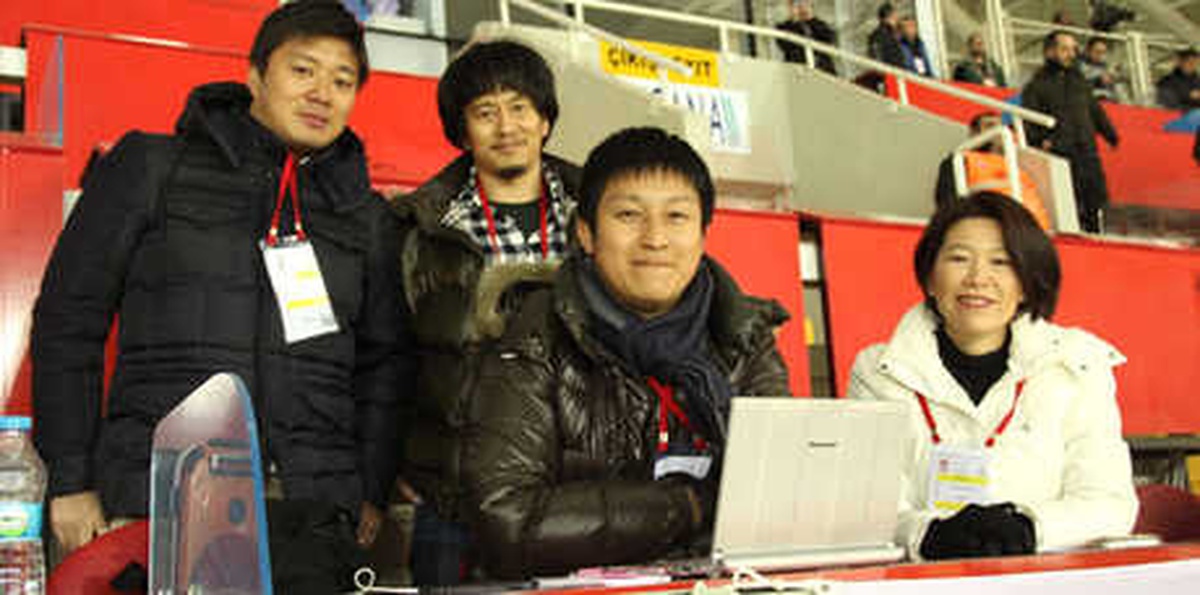 Japon Gazeteciler Nagatomo\'yu Takip Etti