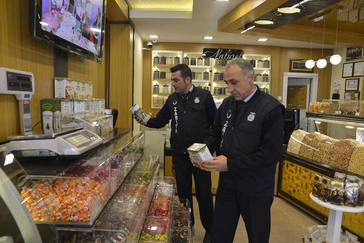 Tepebaşında Esnaf Denetimleri Sürüyor