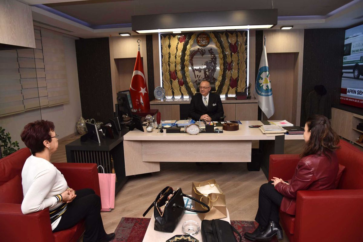 Yelkenci Ailesi\'nden Başkan Ergün\'e Teşekkür
