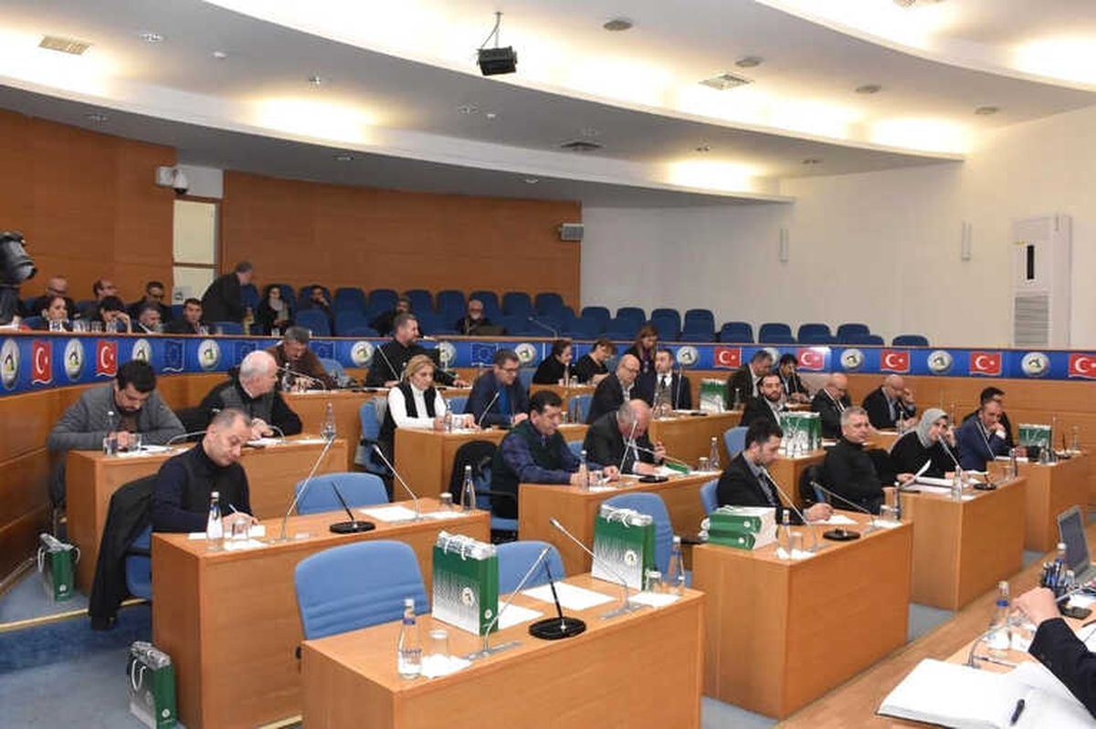 Belediye Meclis Gündemi Komisyonda Yeniden Değerlendirilecek