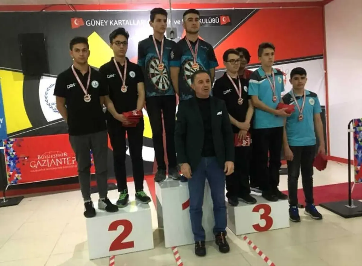 Bozüyük Belediyesi İdmanyurdu Spor Kulübü Dart Sporcuları Bronz Madalya Kazandı