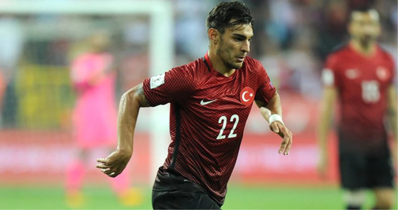 Kaan Ayhan, Fortuna Düsseldorf ile Sözleşmesini Uzattı