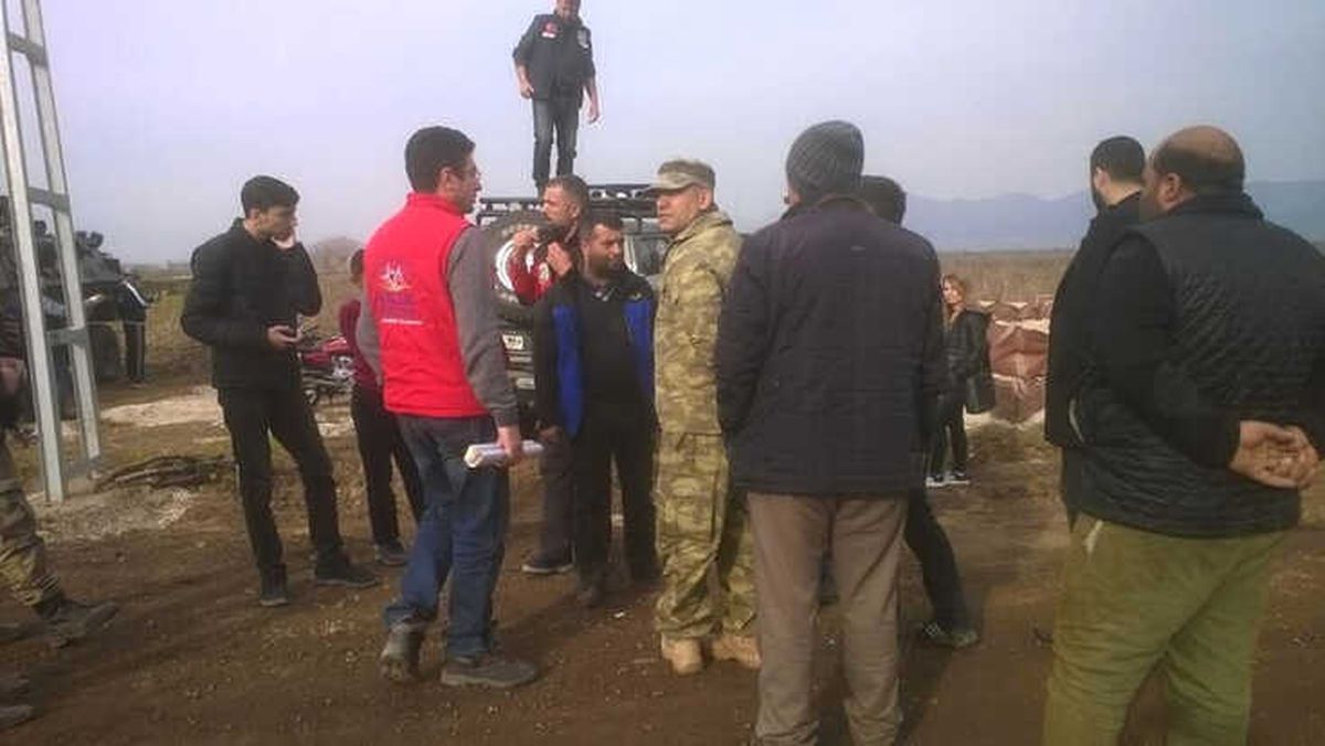 Niğde Gençlik Merkezi Afrin Harekatındaki Askerlere Kurutulmuş Meyve ve Elma Gönderdi