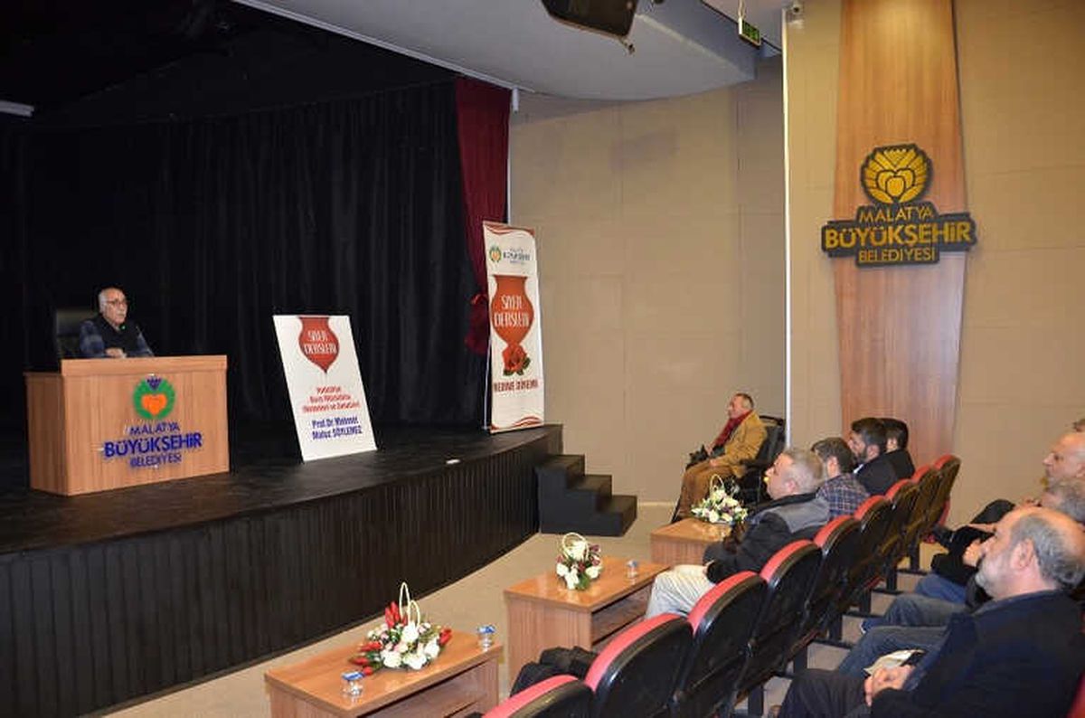 Siyer Dersleri Devam Ediyor