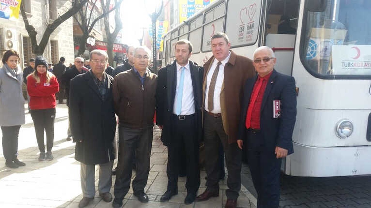 Başkan Tekin\'den Kan Bağışına Tam Destek