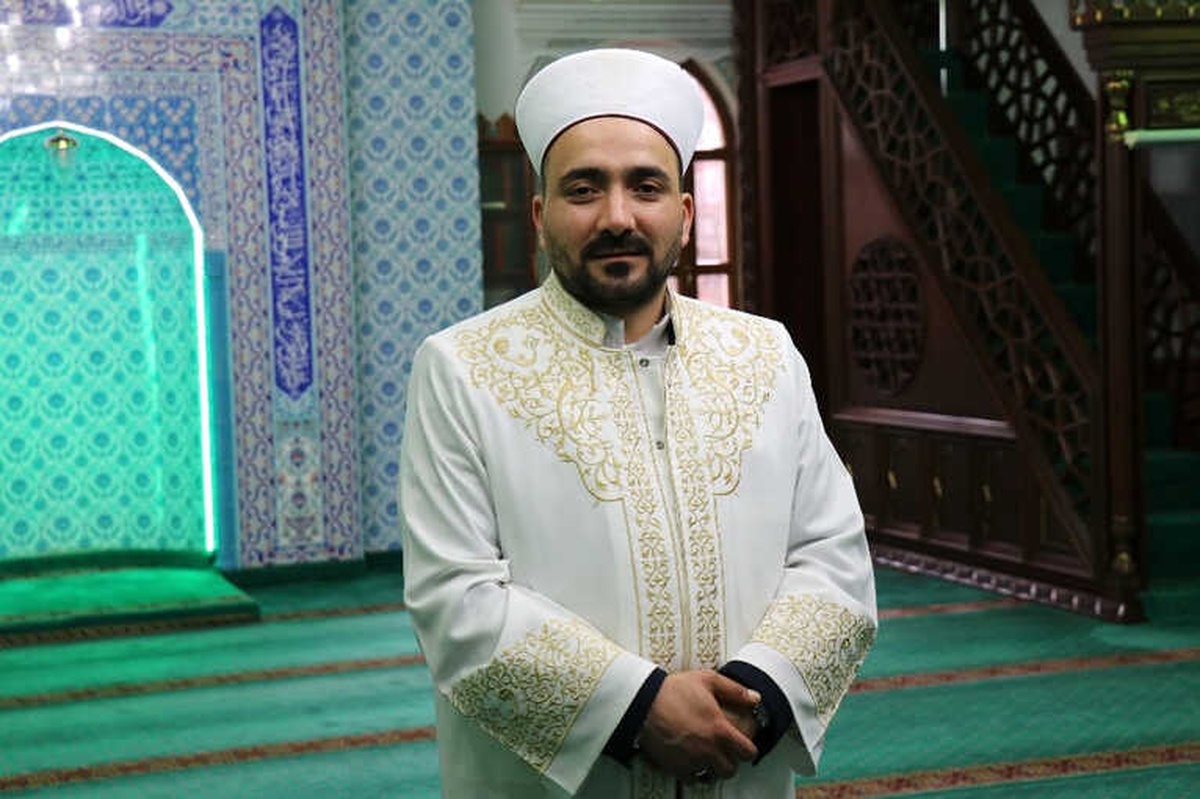Bolulu İmamın On Parmağında On Marifet