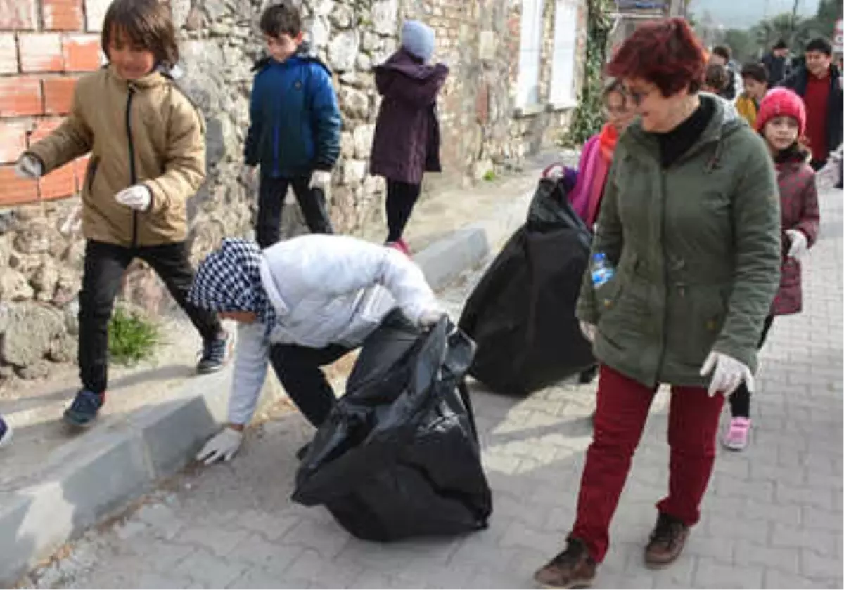 Dikilili Çocuklar "VEFA" İçin Seferber Oldu