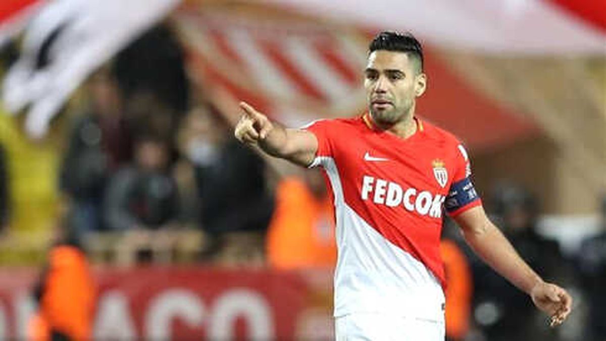 Falcao En Az 2 Hafta Yok