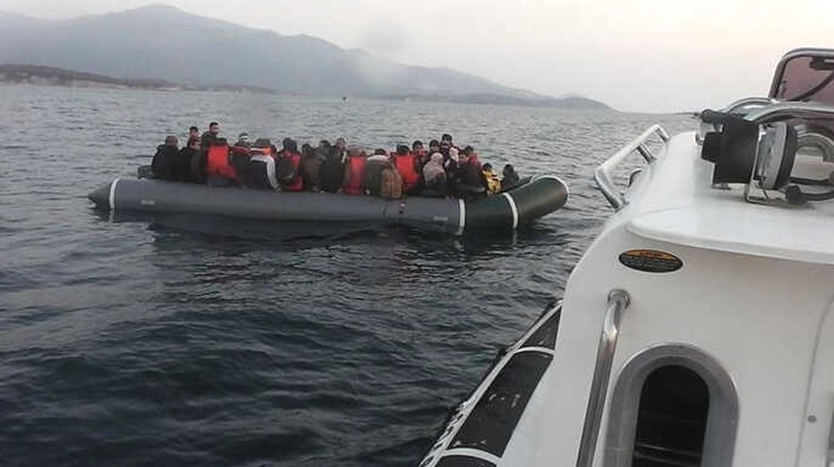 Lastik Botta 60 Kaçak Göçmen Yakalandı