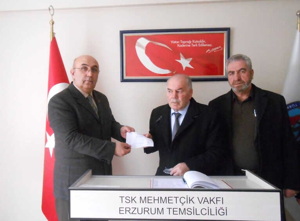 Minibüsçüler ve Dolmuşçular Odası\'ndan Mehmetçik\'e Anlamlı Destek