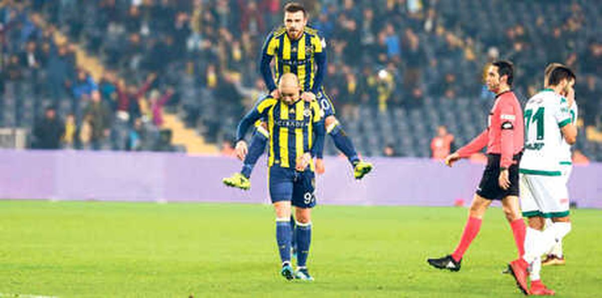 Aatif Chahechouhe: "Beşiktaş\'ı Eleriz"