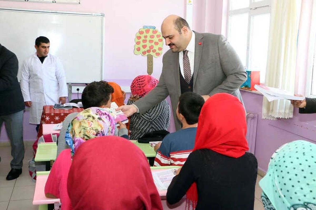 Başkan Orhan\'dan Eğitime Tam Destek