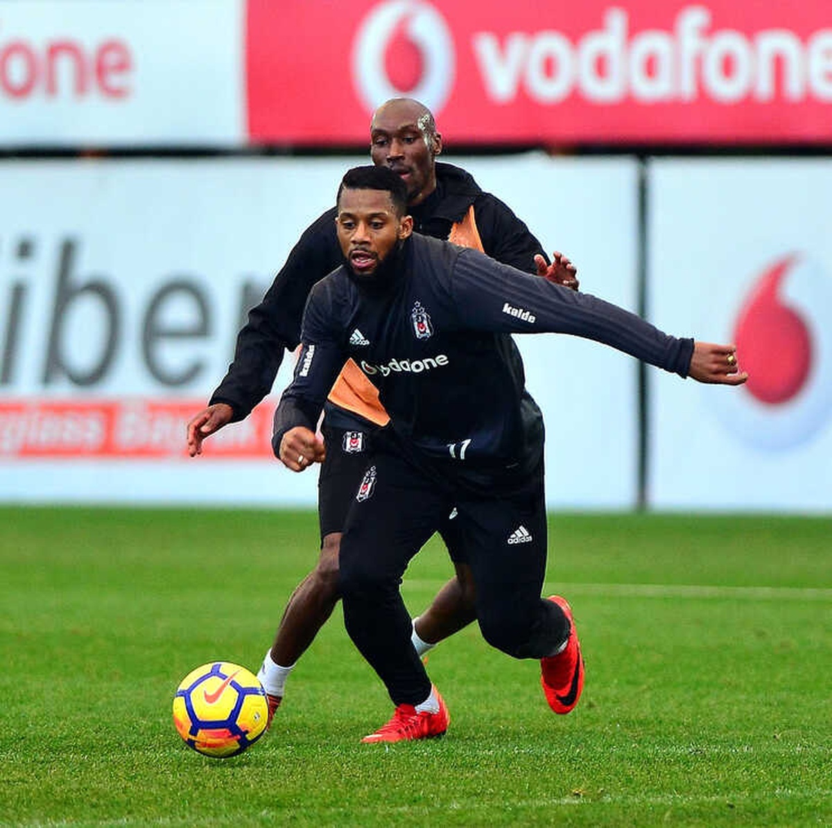 Beşiktaş, Karabükspor Mesaisini Sürdürdü