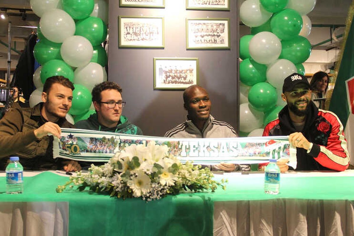 Bursaspor\'da İmza Günü