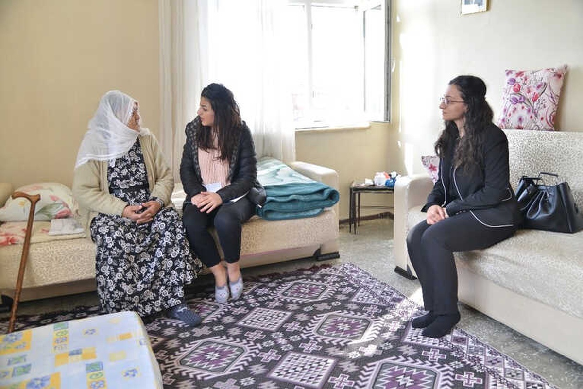 Evde Bakım\' Hizmeti Yüzleri Güldürüyor