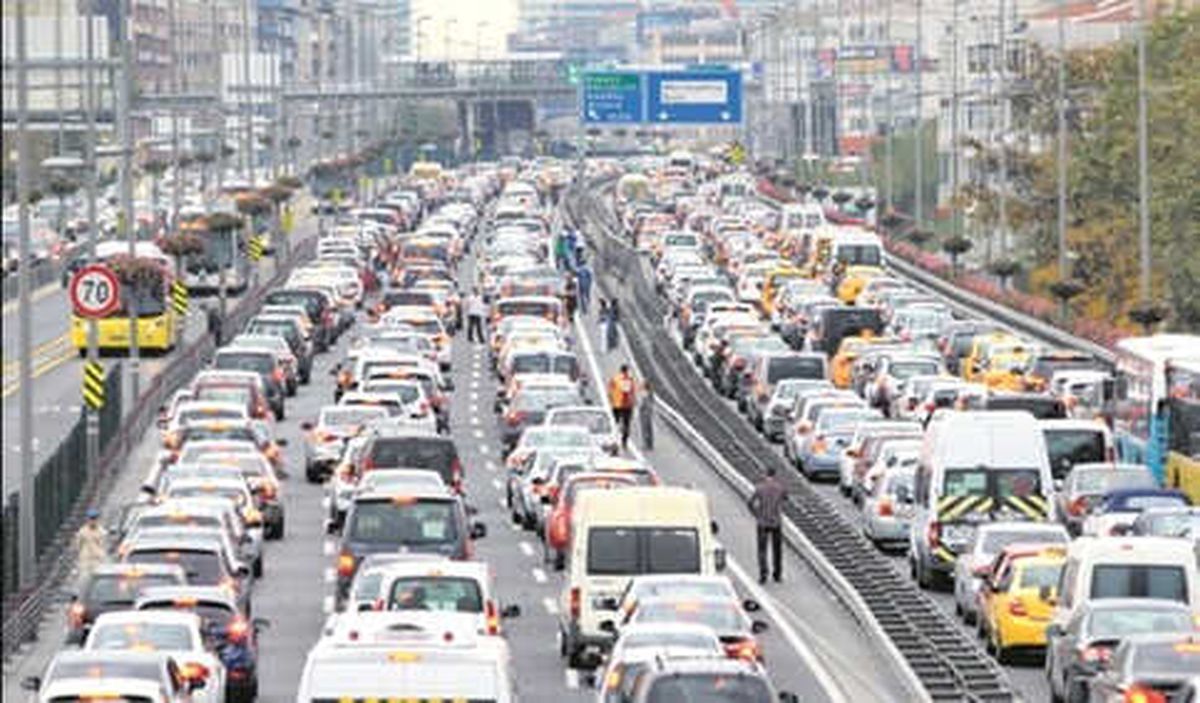 İstanbul\'da Bazı Yollar Trafiğe Kapatılacak