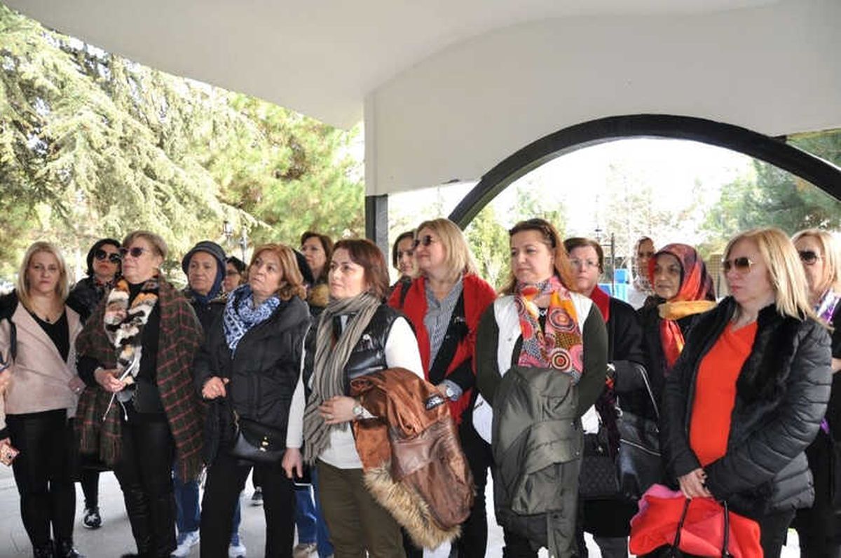 İstanbul ve Rumeli Balkan Kadın Kolları\'ndan Bilecik\'e Ziyaret
