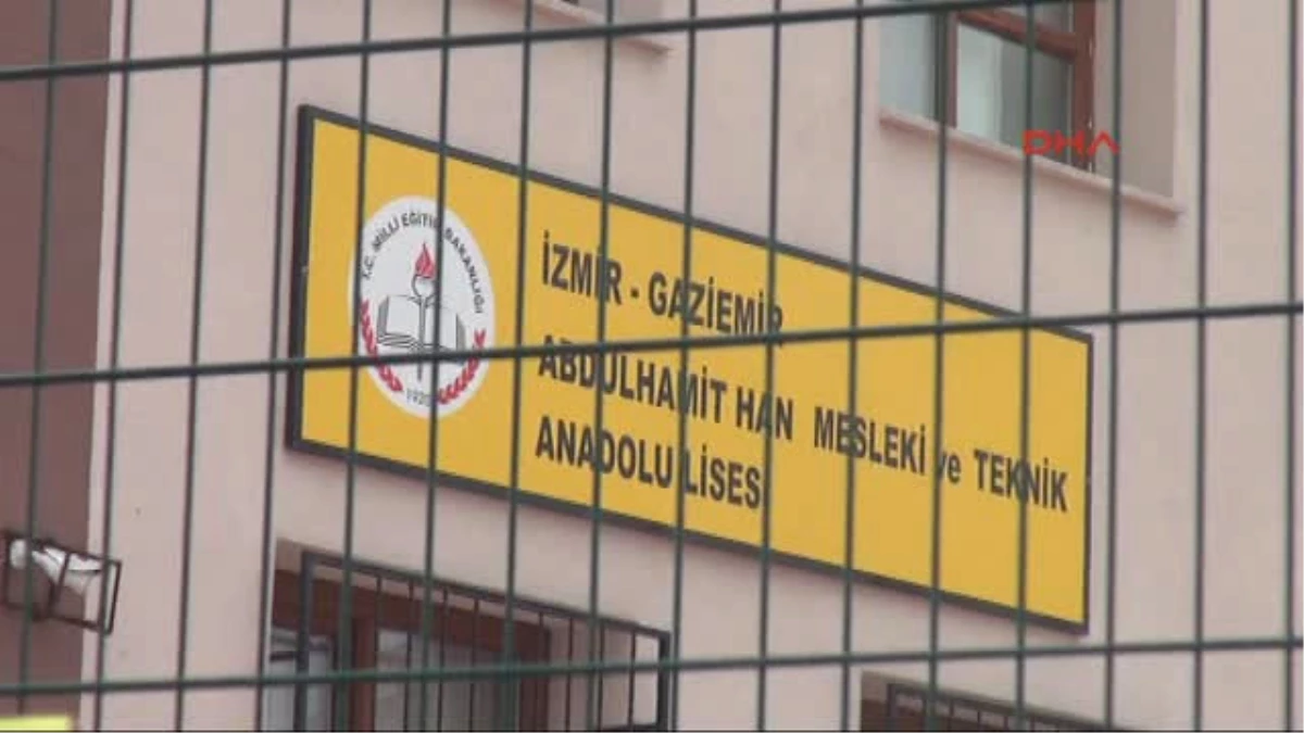 İzmir Patlama Dolayısıyla Eğitime Bir Gün Ara Verildi