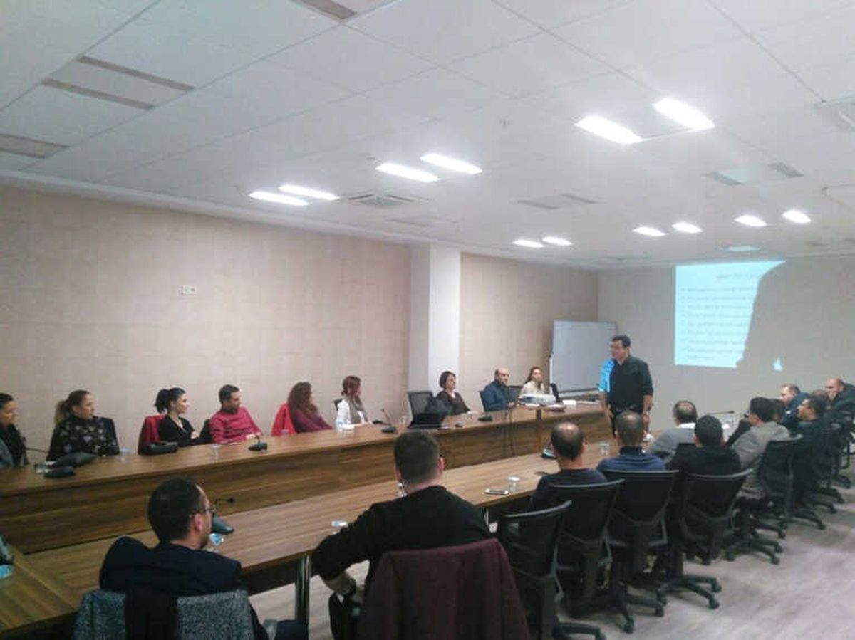 Magider\'den "Rekabet Stratejileri" Semineri