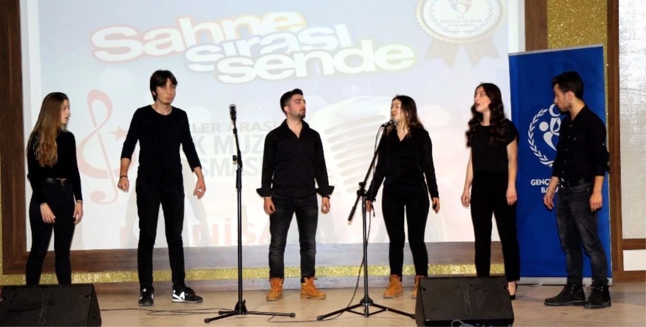 Manisa\'nın Genç Sesleri Türk Müziği İçin Yarıştı
