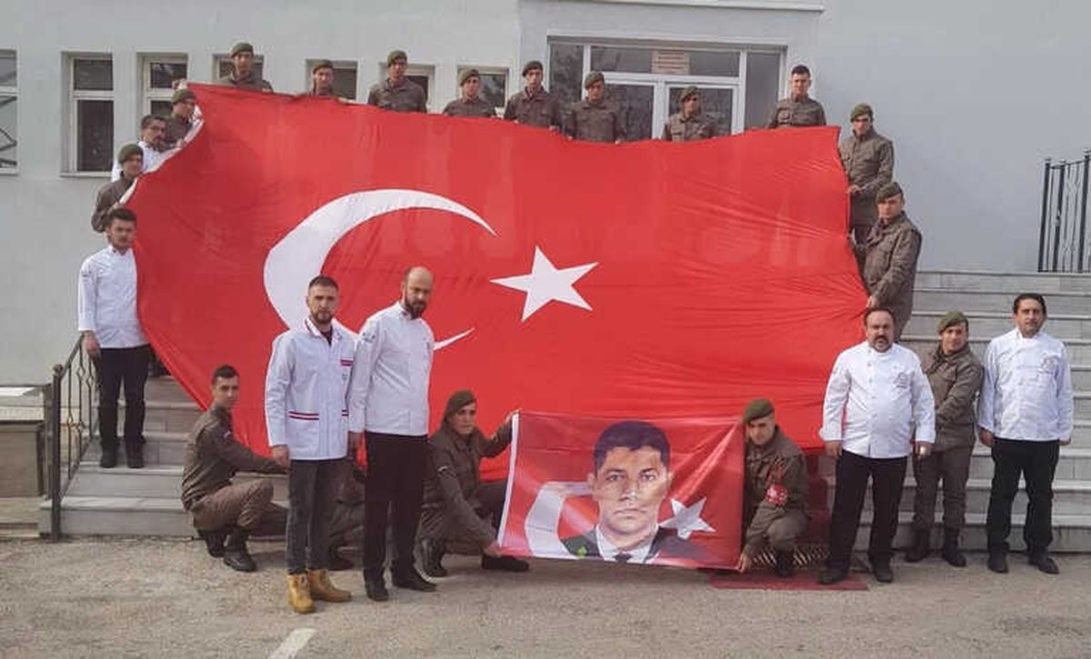 Mehmetçiğe Bir Destek de Uşaklı Aşçı ve Pastacılardan