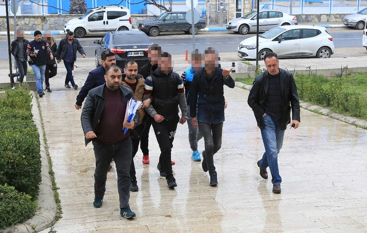 Milas\'ta Yağma ve Tehdit İddiasına 2 Tutuklama