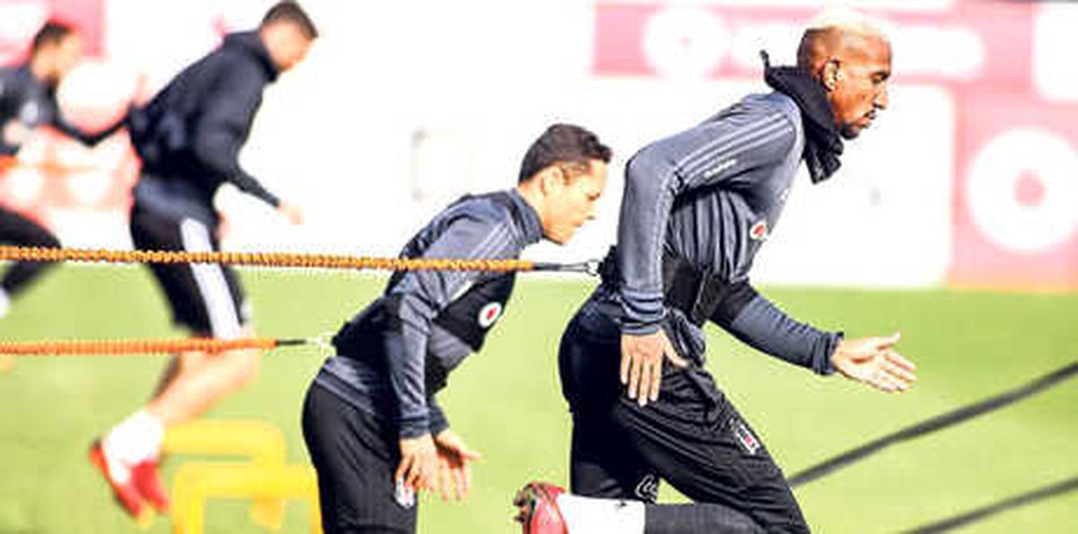 Orta Saha, Defans Kadar Gol Atmıyor