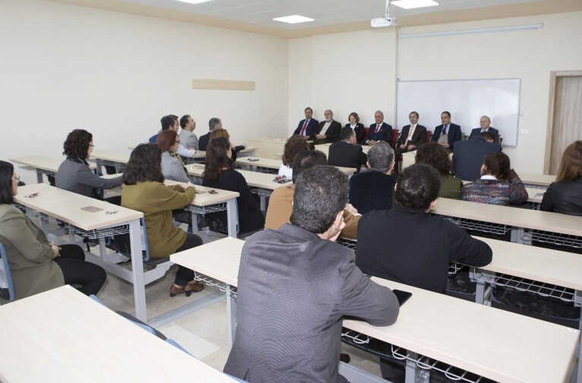 Rektör Çomaklı: "Üniversitemiz Örnek Bir Üniversite Olma Yolunda Emin Adımlarla İlerliyor"