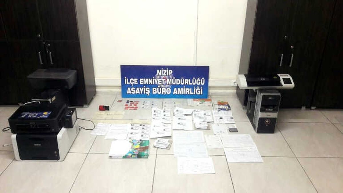Sahte Evrak Düzenleyen Çete Yakalandı