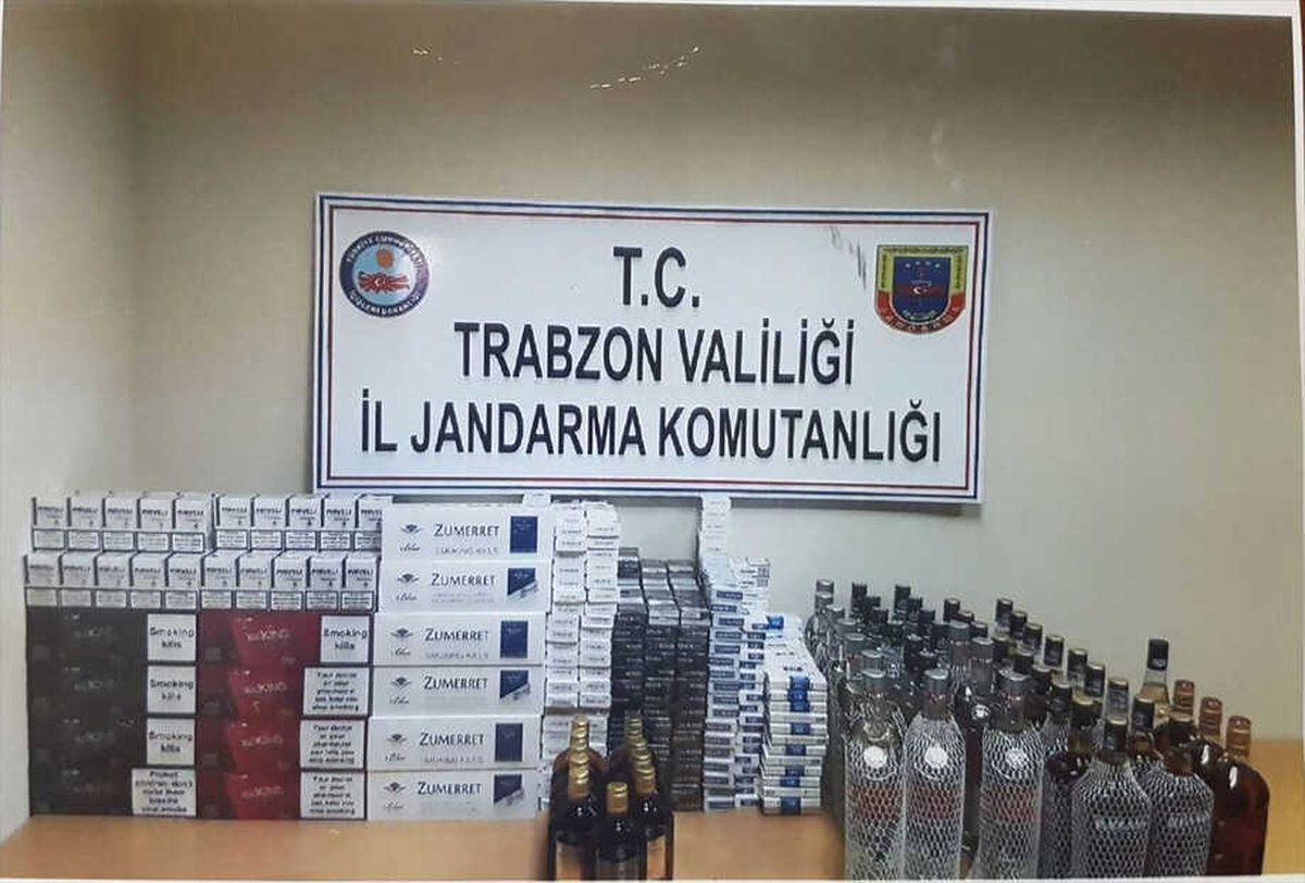 Trabzon\'da Kaçak Sigara ve İçki Ele Geçirildi