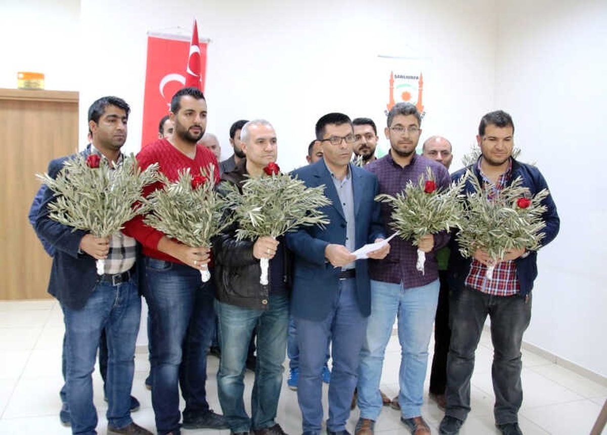 14 Şubat\'ta Gül Demeti Yerine Zeytin Dalı Demeti