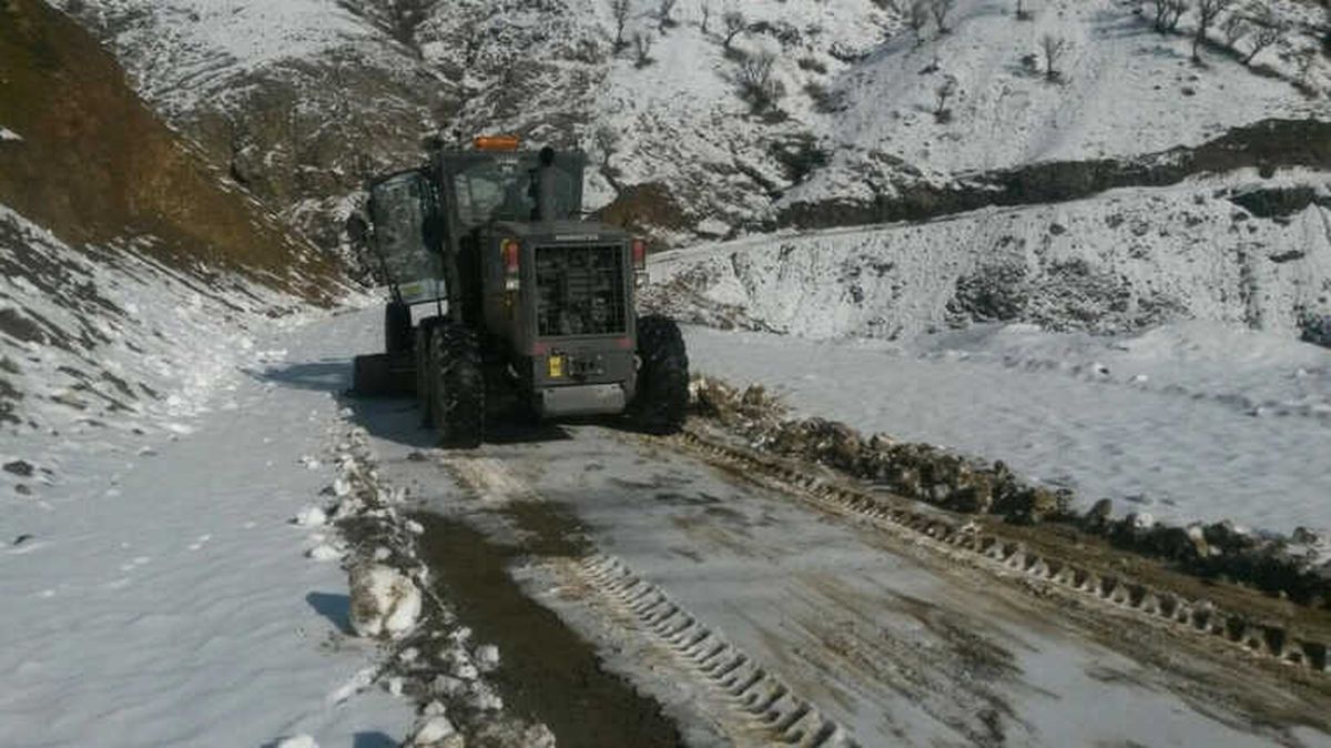 17 Kırsal Mahallenin Yolu Açıldı