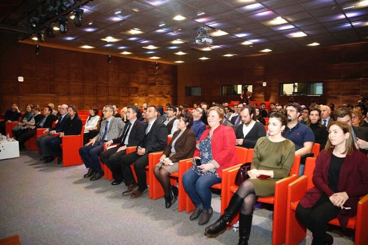 Agü\'de Öğretim Üyelerine "2018 Üstün Başarı Ödülü"