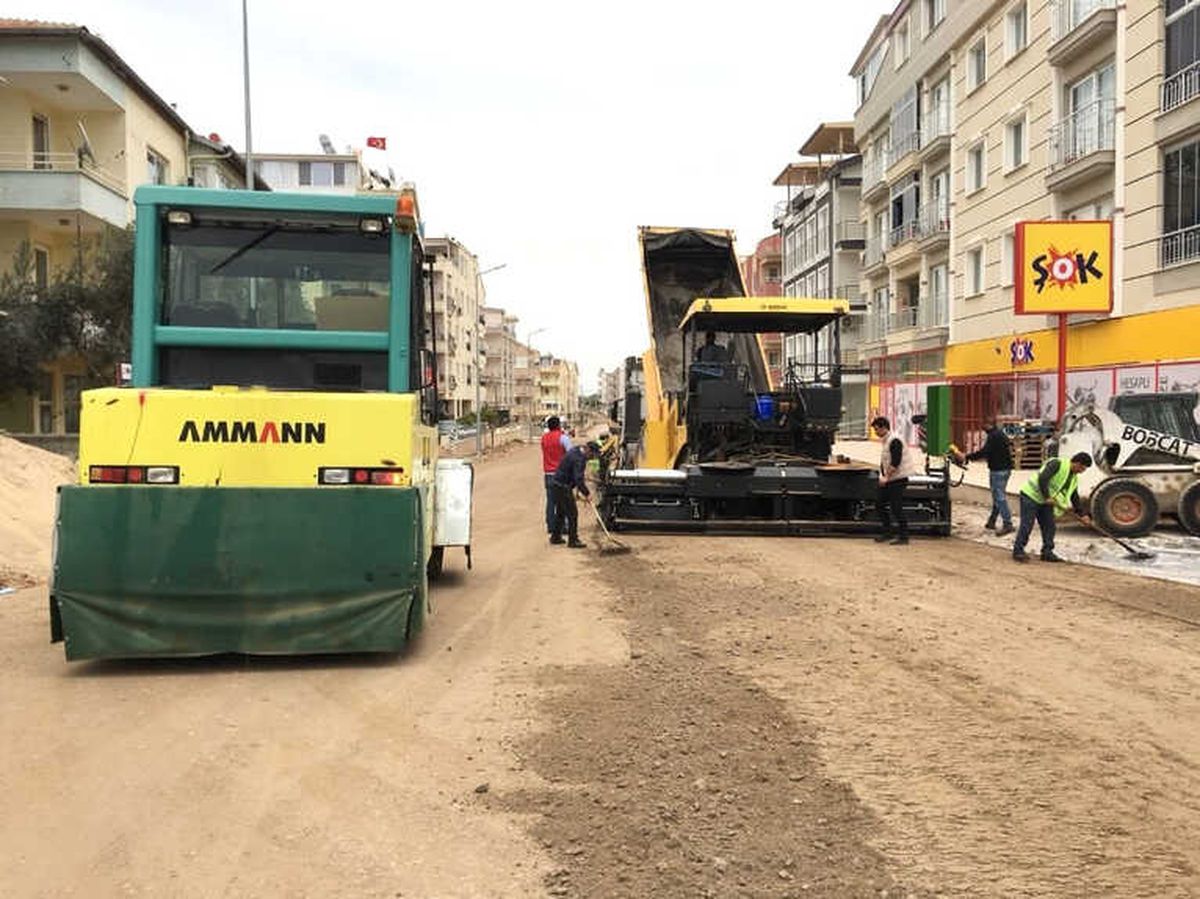 Aydın Büyükşehir Didim\'de Asfalt Çalışmalarını Sürdürüyor