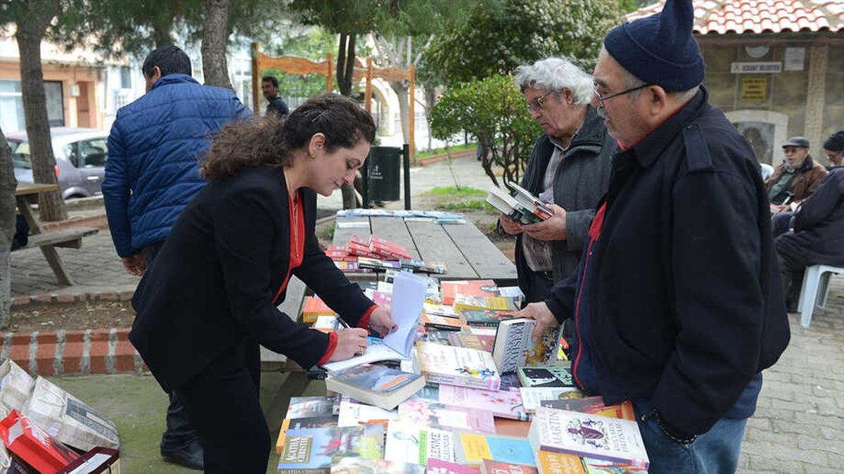 Camide ve Her Yerde Kitap Okuyoruz" Projesi