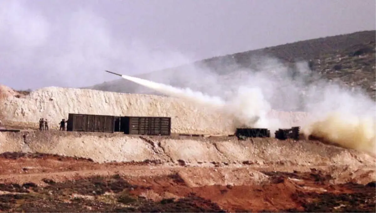 Çok Namlulu Roket Atarlardan Afrin\'e Yoğun Atış