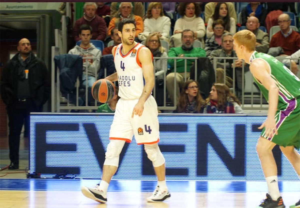 Efes Malaga\'ya Direnemedi