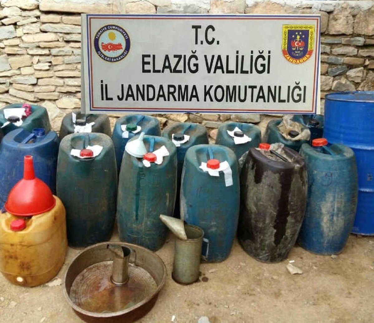 Elazığ\'da Pkk/kck Operasyonu: 3 Şüpheli Gözaltına Alındı
