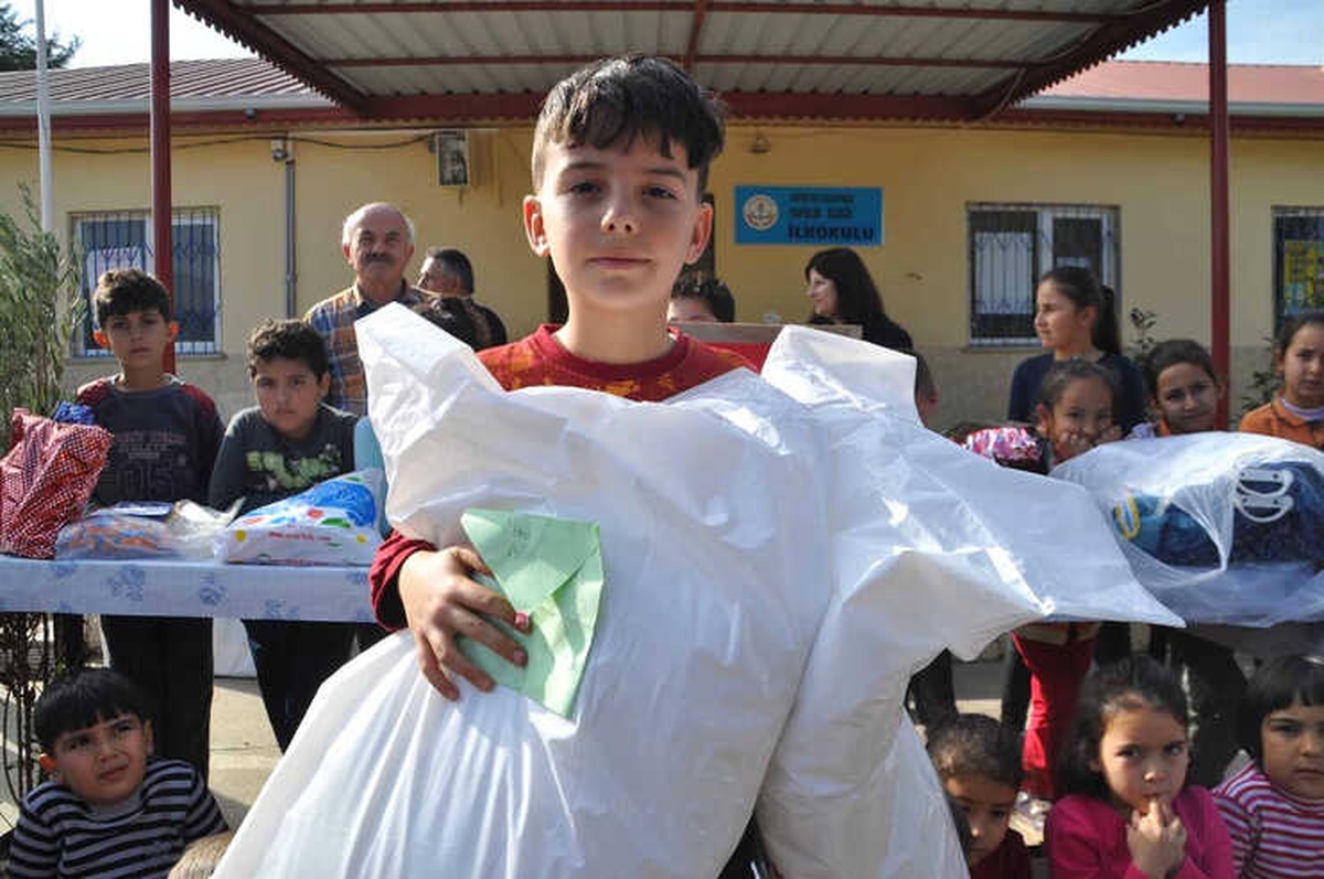 İlkokul Öğrencisinden Mehmetçiğe Duygulandıran Hediye