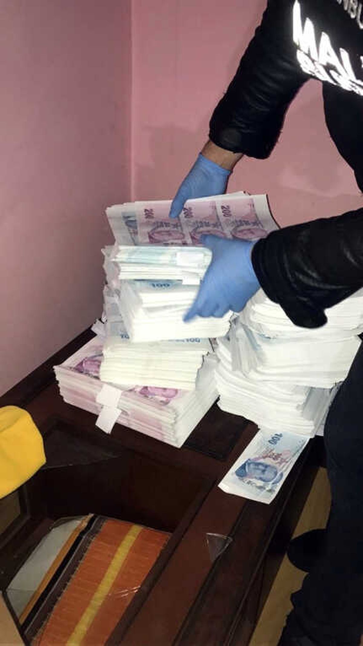 İstanbul Merkezli 7 İlde Organize Suç Örgütüne Operasyon: 28 Gözaltı
