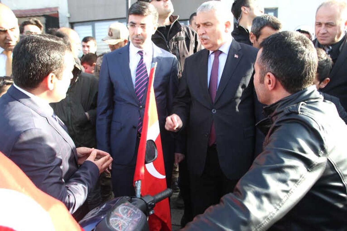 Malazgirt\'te Engellilere Motorlu Araç Dağıtımı