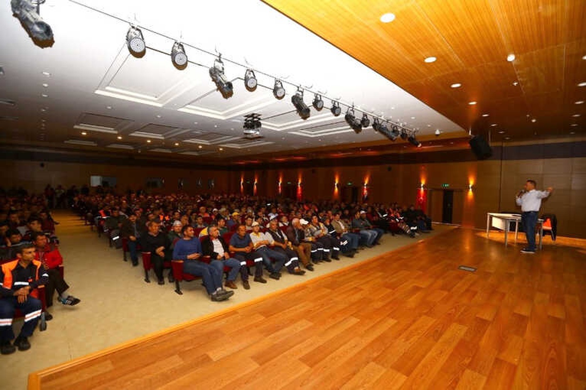 Manavgat Belediyesi Personeline Uyuşturucu Semineri