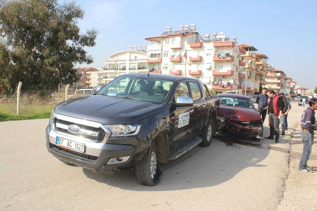 Manavgat\'ta Trafik Kazası: 1 Yaralı